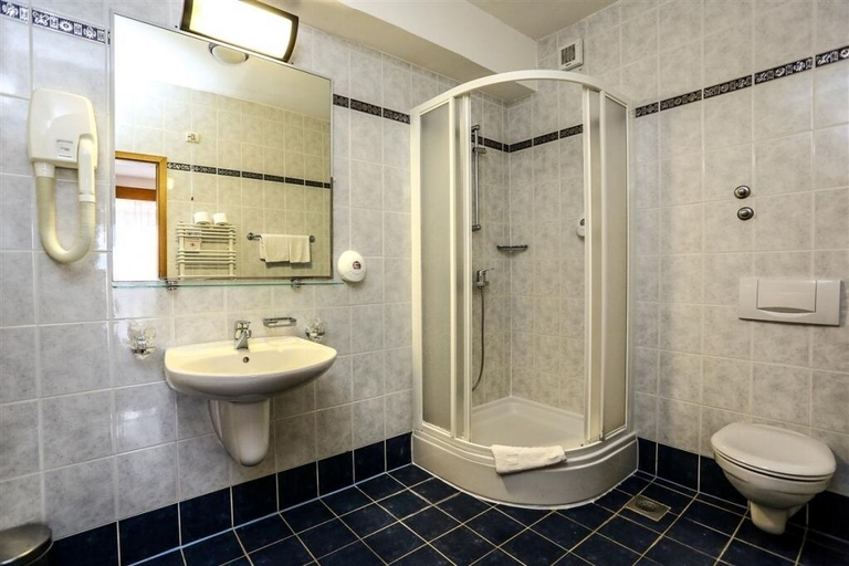 Bathroom 4, Hotel Drazica, Krk