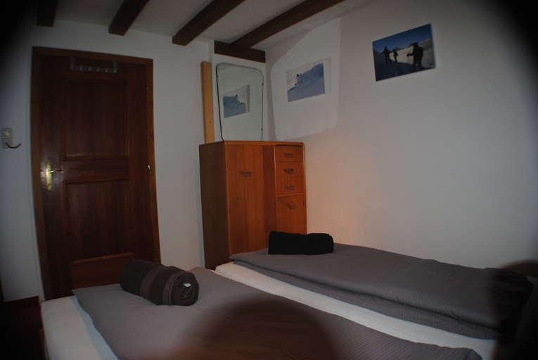 Bedroom 3, Haus Zentral, Landeck