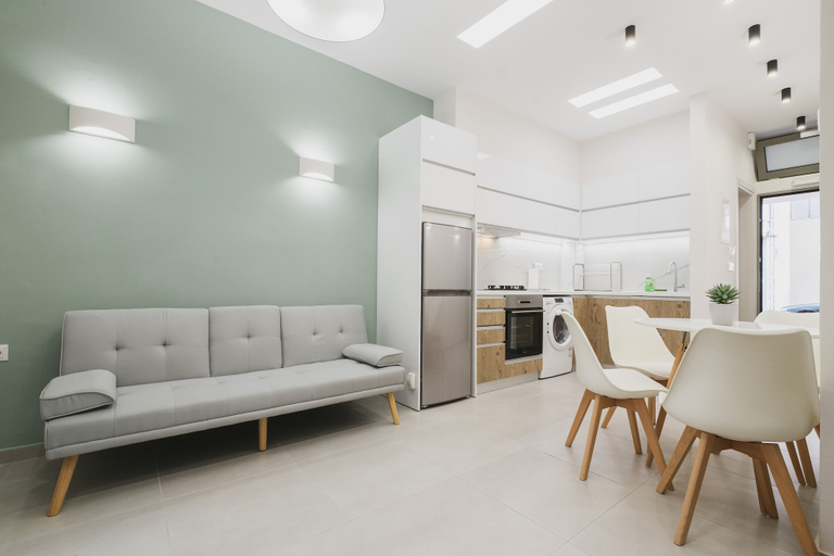 Others 5, Central Apartment 1 near Old Town & Bus Station, Crete