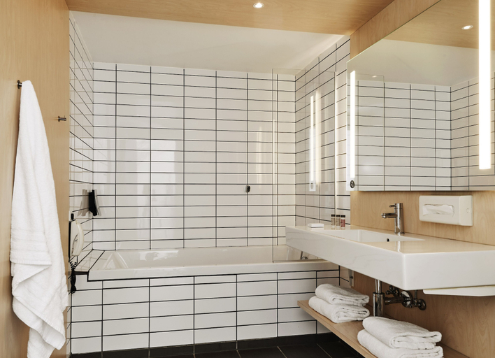 Bathroom 5, Comwell Borupgaard, Helsingør