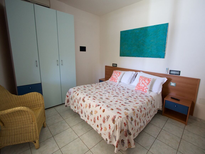 Bedroom 3, Resort Puntacassano, Lecce