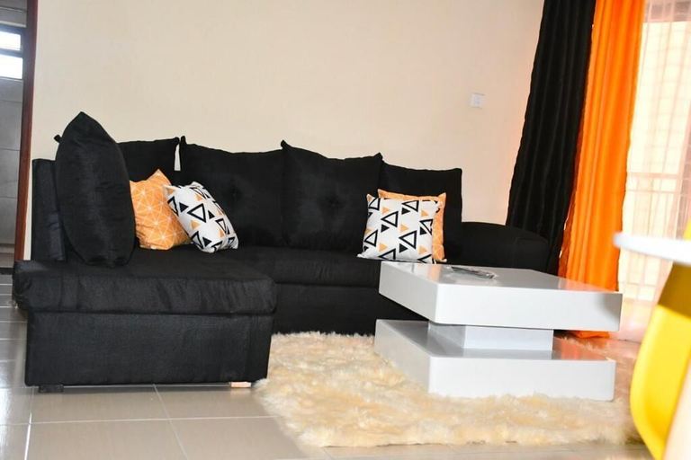 Others 3, Deluxe Homes, Kibra