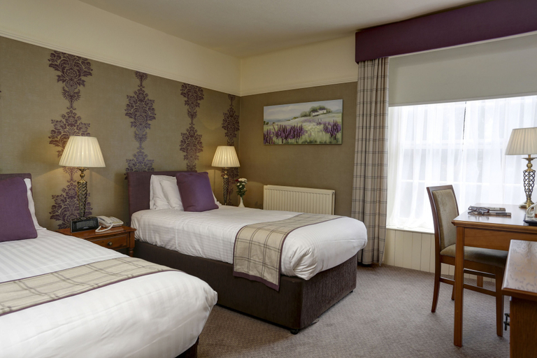 Bedroom 3, Le Strange Arms, Cambridgeshire