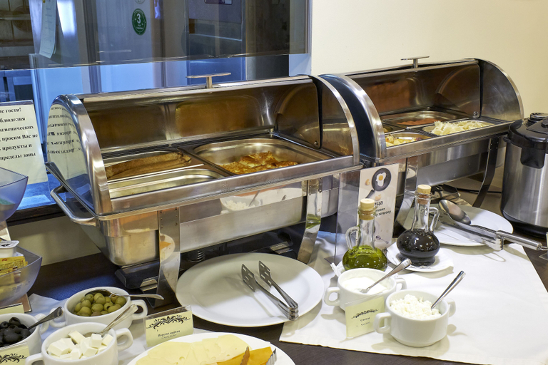 Food & Drinks 5, Hotel Pioner Lux, Saratovskiy rayon