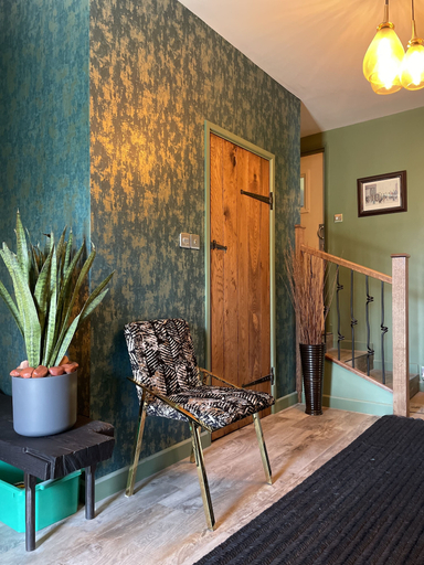 Others 4, Moorview House, Devon