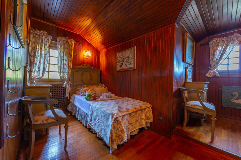 Bedroom 2, Villa La Volpe Plesio, Como