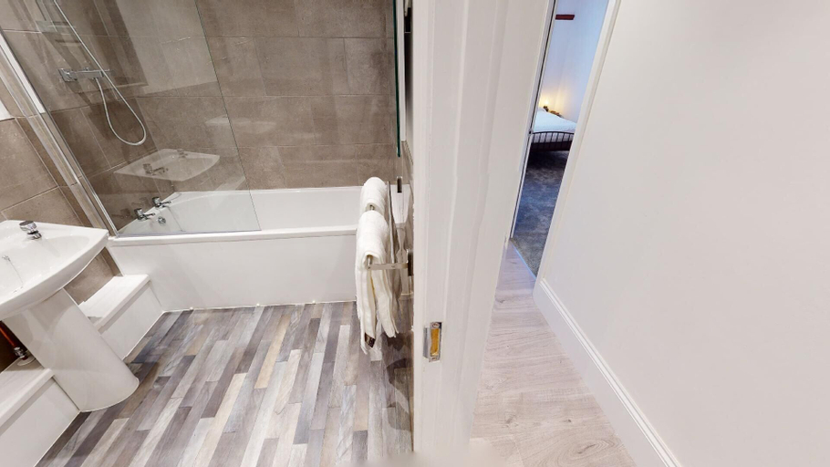 Others 4, Hu1 Boutique City Apartment - Sleeps 6, Kingston upon Hull