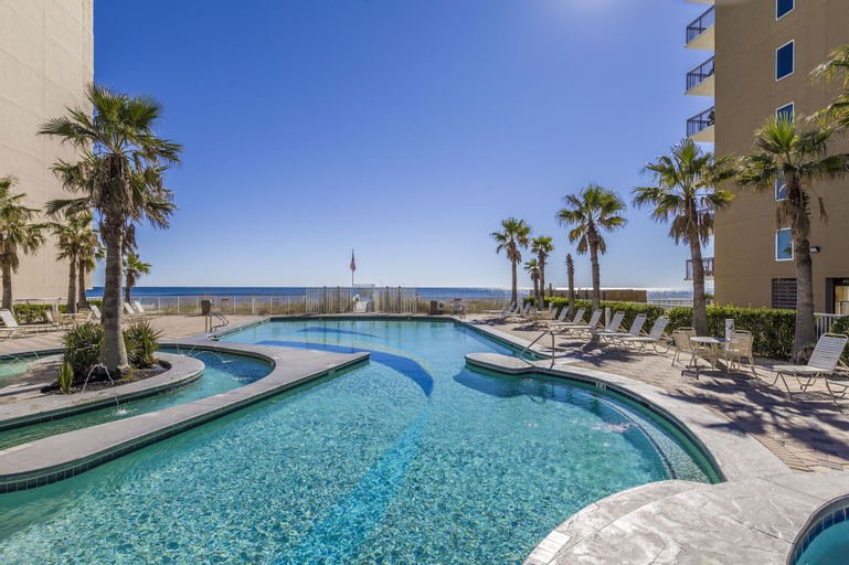 Crystal Tower Comfort Condos by Hosteeva, Baldwin