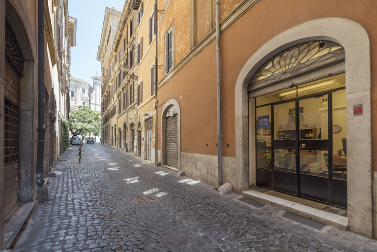 Others 2, Via dei Cartari, Rome