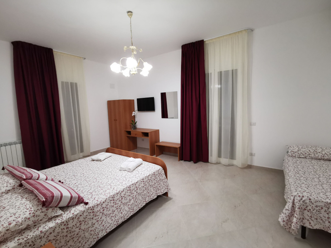 Room 4, Villa Antonio, Catania