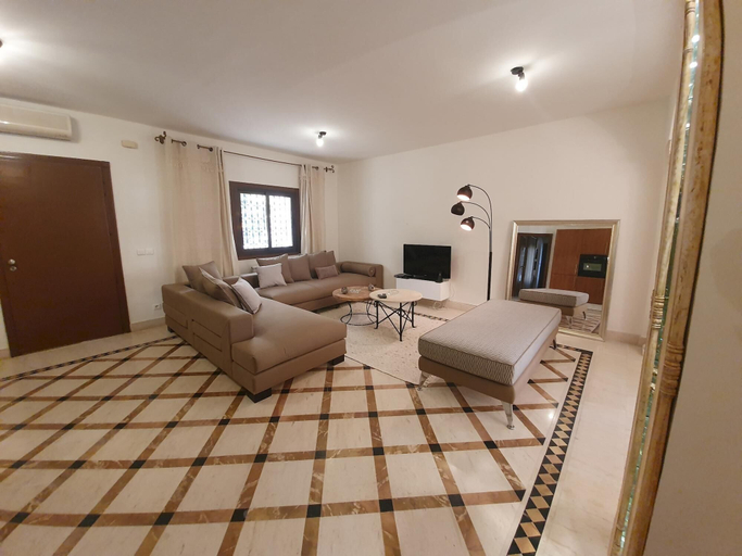 Others 5, Golden Tulip APT Spacieux Avec Deux Terrasses, La Marsa