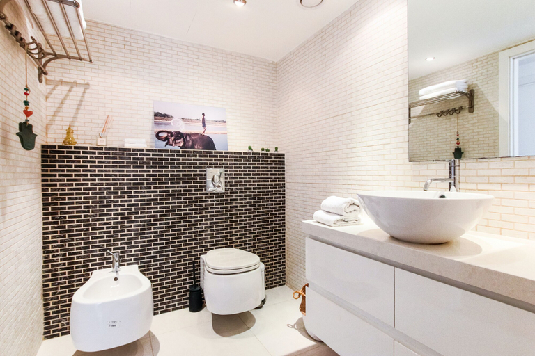 Bathroom 2, Luxury Condo & Spectacular View by FeelHome