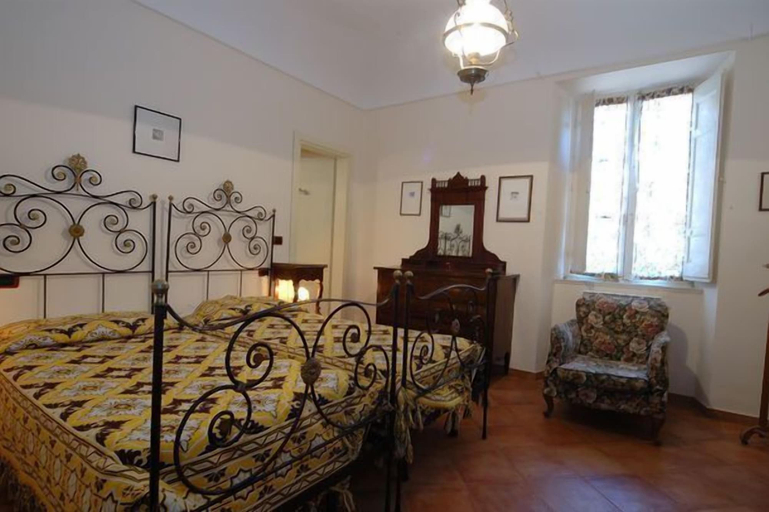 Bedroom 3, Villa dei Priori, Ascoli Piceno