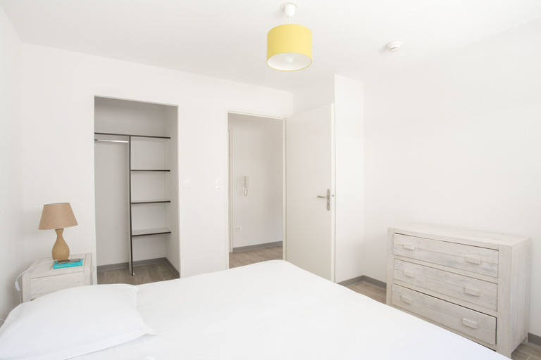 Bedroom 4, ZENAO Appart'hotel Albi, Tarn