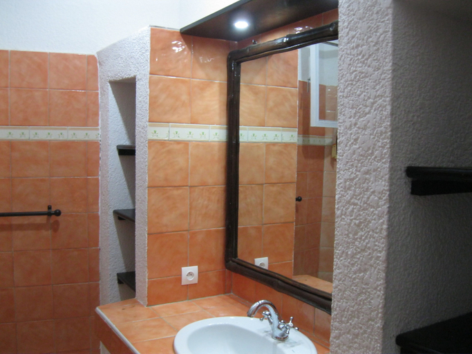 Bathroom 4, Villa Keur Gainde, Mbour