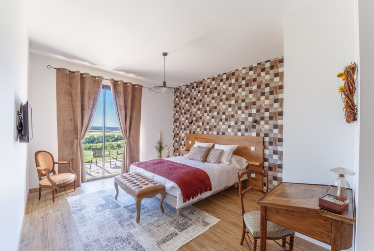 Bedroom 5, La Maison du Grand Bossieu, Isère