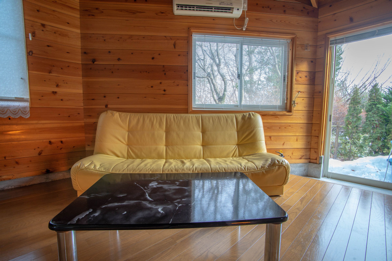 Bedroom 5, Save the Children 1, Nasu