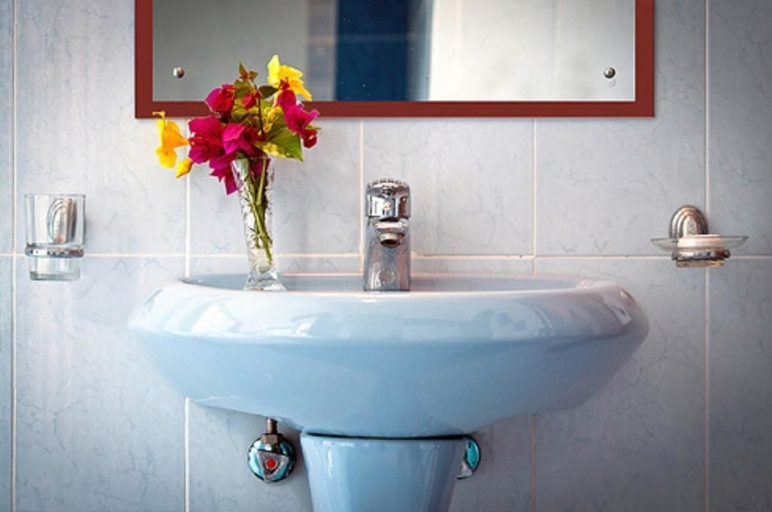 Bathroom, Azul Margarita Beach Resort, Kisauni