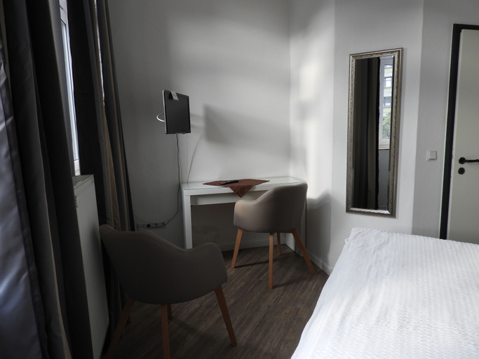 Bedroom 2, Hotel Klenkes am Bahnhof, Städteregion Aachen