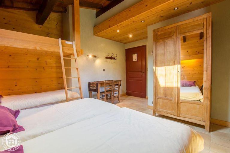 Bedroom 4, Le Bois des Louison, Haute-Savoie