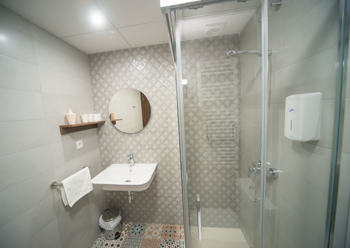 Bathroom 3, Casa Aurita, Huesca