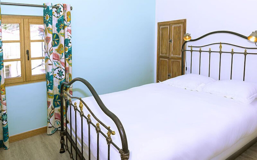 Bedroom 2, La Maison du Château, Pyrénées-Orientales