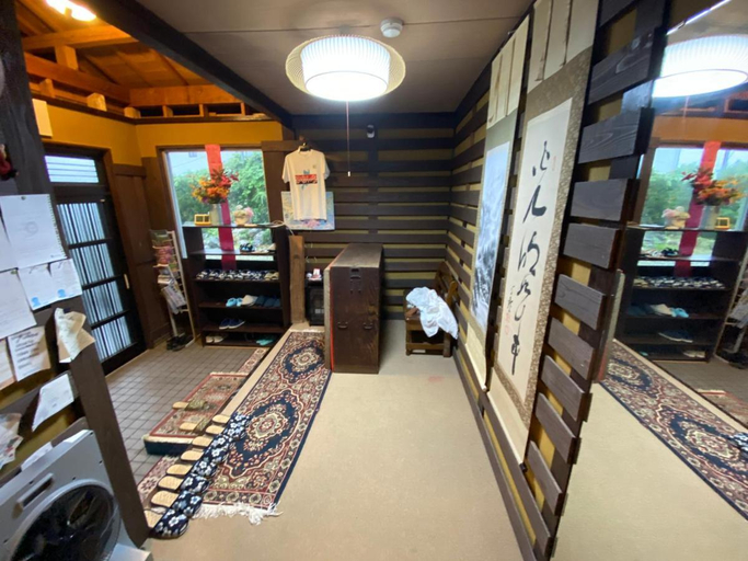 Others 3, Shanshui House, Takashima