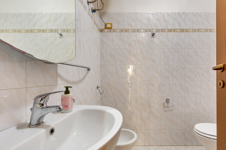 Bathroom 4, 1965 Villino dei Pini, Lecce