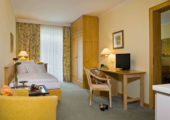 Bedroom 4, Hotel Dein Franz, Passau