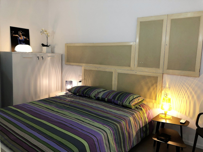 Room 5, House Milla, Rome