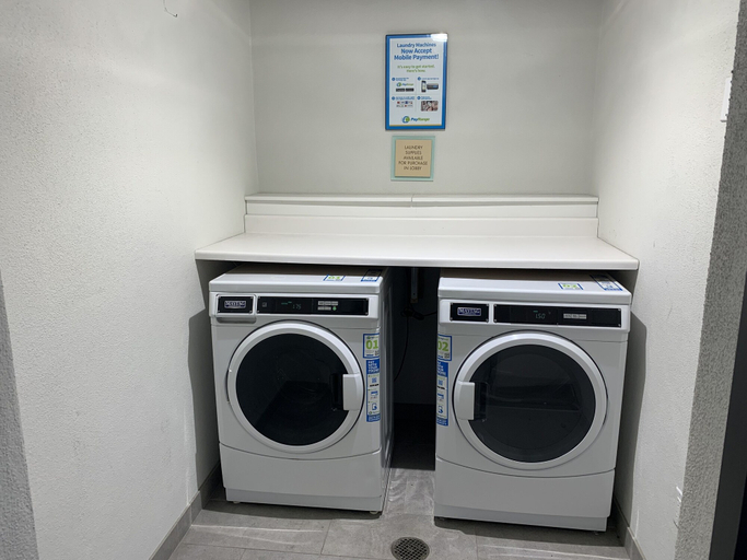 Bathroom 4, Best Western Plus Executive Suites, San Mateo