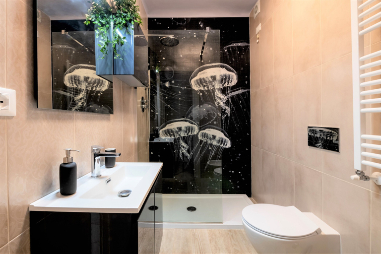 Bathroom 4, Casa Gabry Design a Due Passi dal Centro e dal Mare, Ascoli Piceno