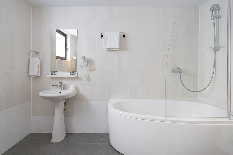 Bathroom 3, Rosa Village, Sochi gorsovet