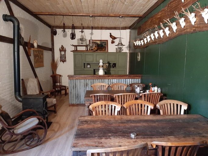 Food & Drinks 5, Ottenskamp4 en Het Achterhuis, Bergen