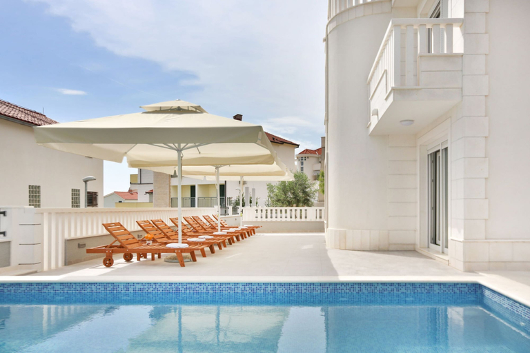 Sport & Beauty 1, Villa Nono, Podstrana