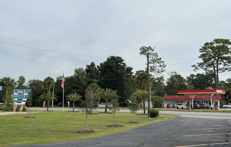 Others 5, BlueGem Motel, Alachua