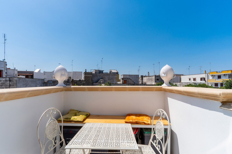 Property grounds 4, 3080 Casetta Vico Carducci by Barbarhouse, Lecce