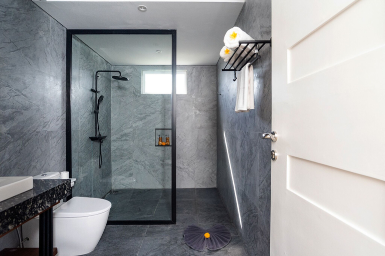 Bathroom 3, Villa Lacella, Badung