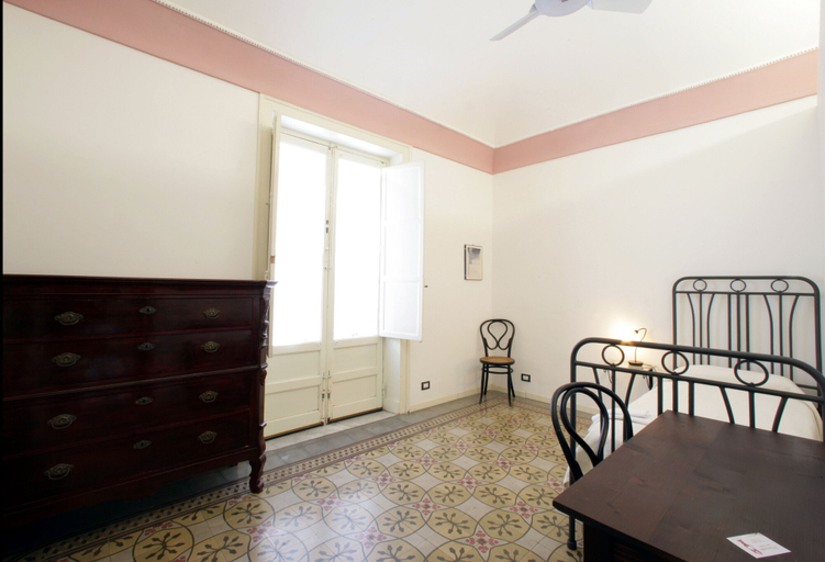 Bedroom 3, Novecento, Trapani