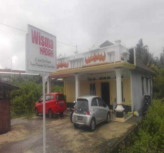Exterior & Views 1, Express O 91371 Wisma Nadira, West Lampung