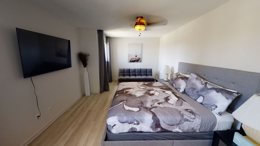 Bedroom 5, Waters View-15425, Nueces