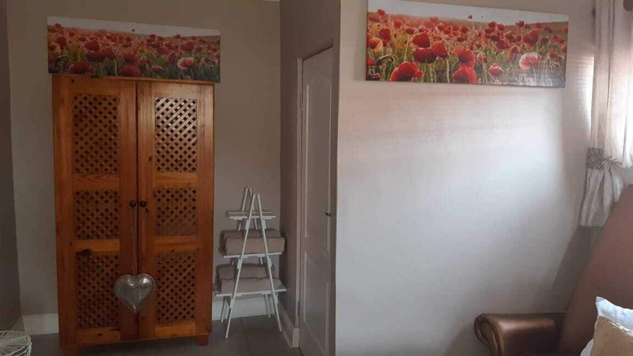 Bedroom 5, Bukani House, Nelson Mandela Bay