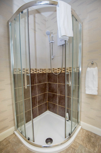 Bathroom, Snooze Apartments Flat 54, Bradford