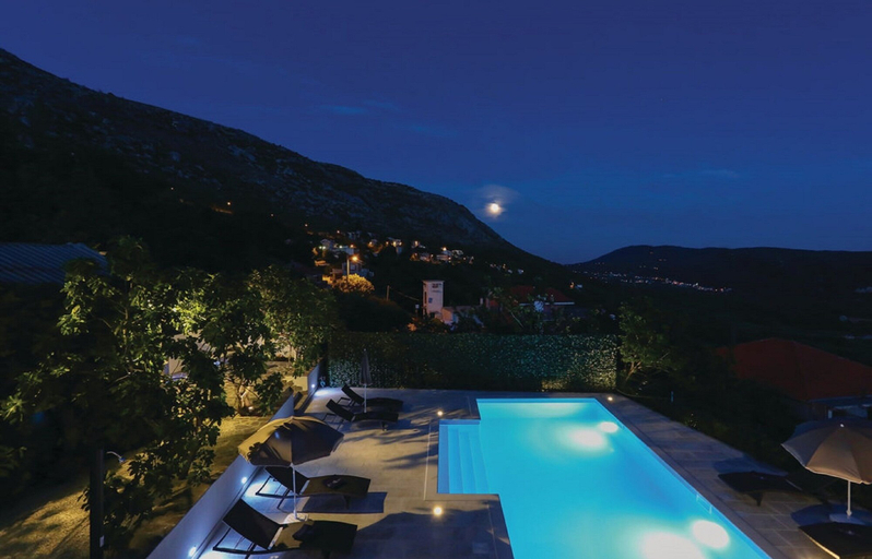 Sport & Beauty 3, Villa IN, Split