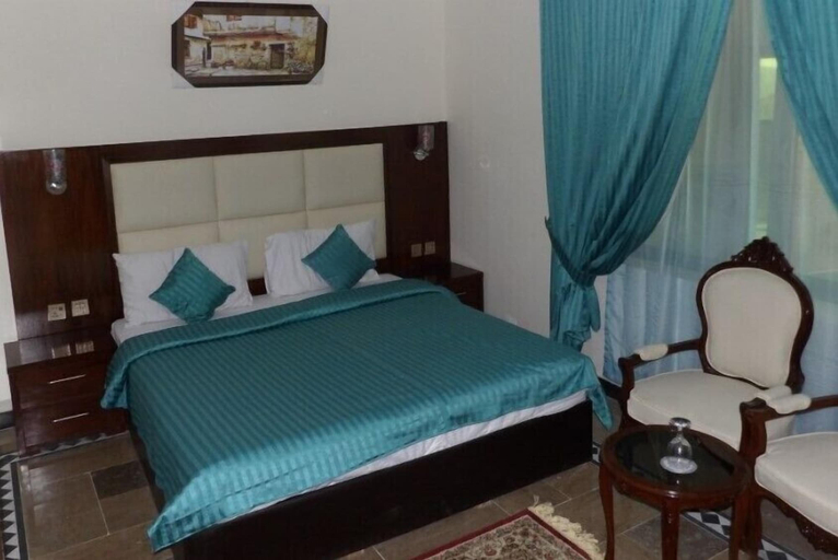 Bedroom 2, canari hotel kashmir view, Hazara