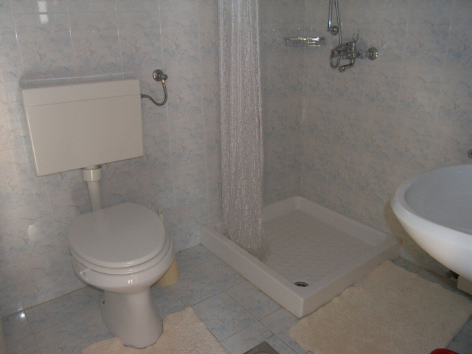 Bathroom 3, Cozy 4 Person Apartment Marija, Rovinj