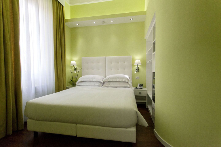 Bedroom 27
