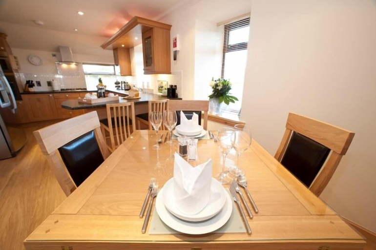 Food & Drinks 4, Abhainn Cottage, Eilean Siar