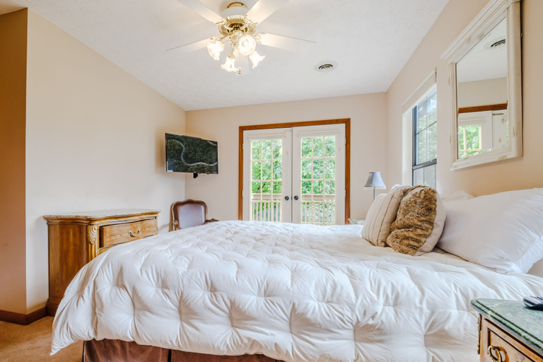 Bedroom 2, The Rose, Sevier