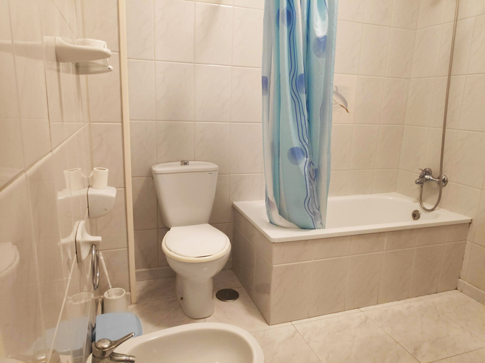 Bathroom 4, Apartamentos Revo Salinas 3000, Pontevedra